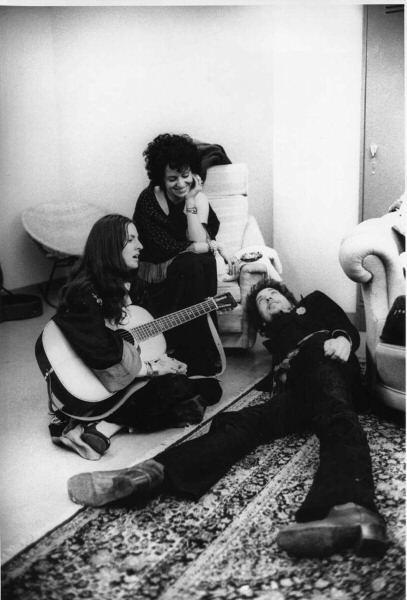 1974_relaxing_backstage.jpg